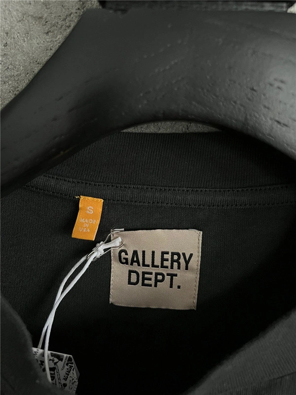 GALLERY T shirt