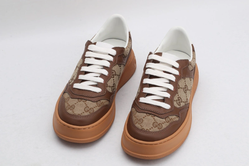 GC LOW-TOP SNEAKER GC13