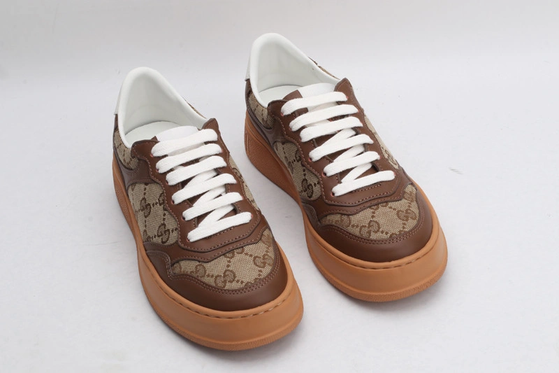 GC LOW-TOP SNEAKER GC13