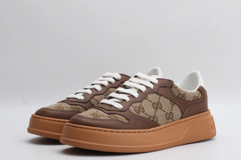 GC LOW-TOP SNEAKER GC13