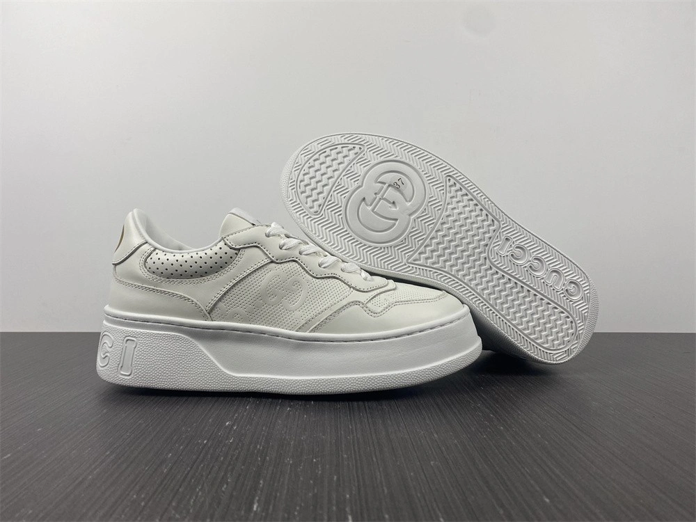GC LOW-TOP SNEAKER GC18