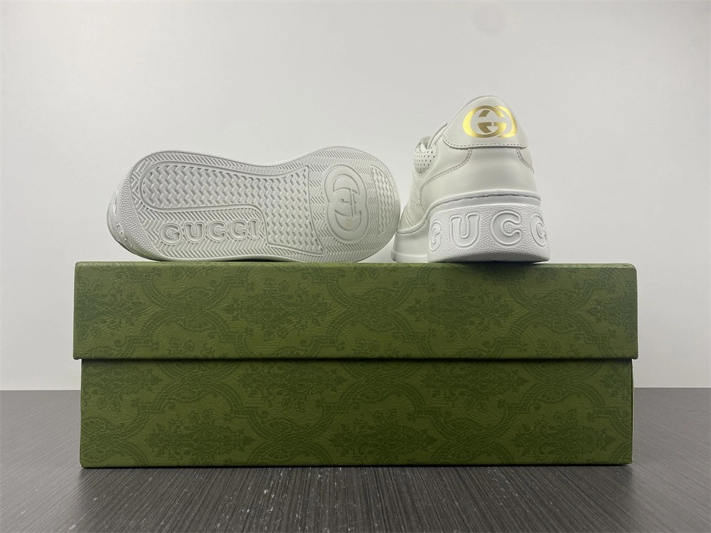 GC LOW-TOP SNEAKER GC18