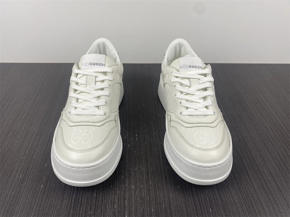 GC LOW-TOP SNEAKER GC18