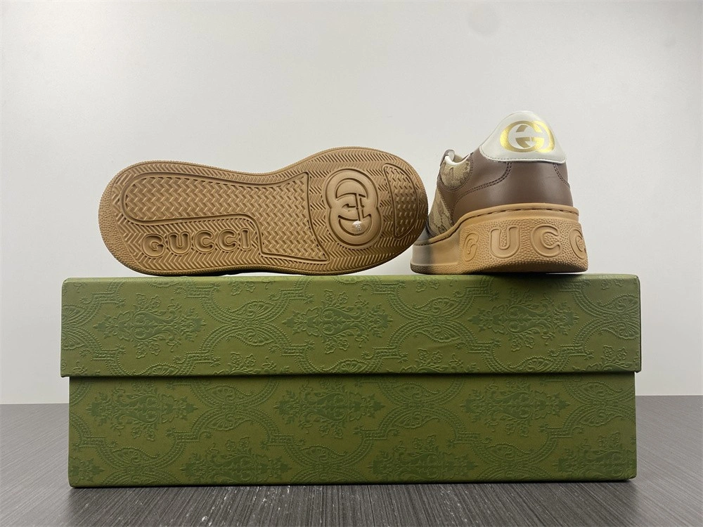 GC LOW-TOP SNEAKER GC18