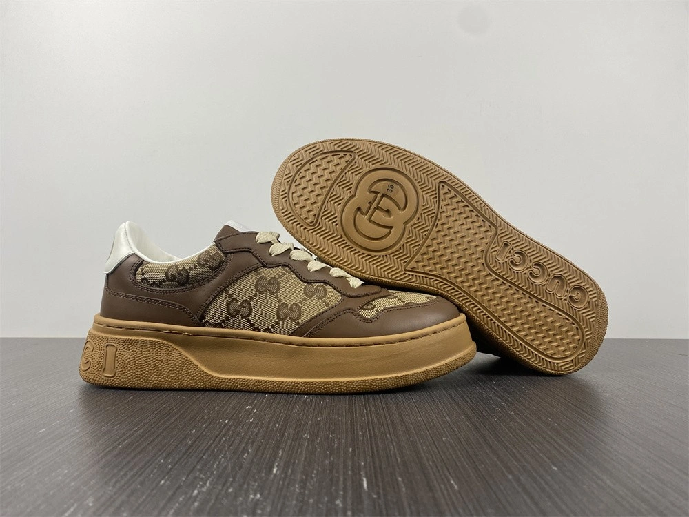 GC LOW-TOP SNEAKER GC18