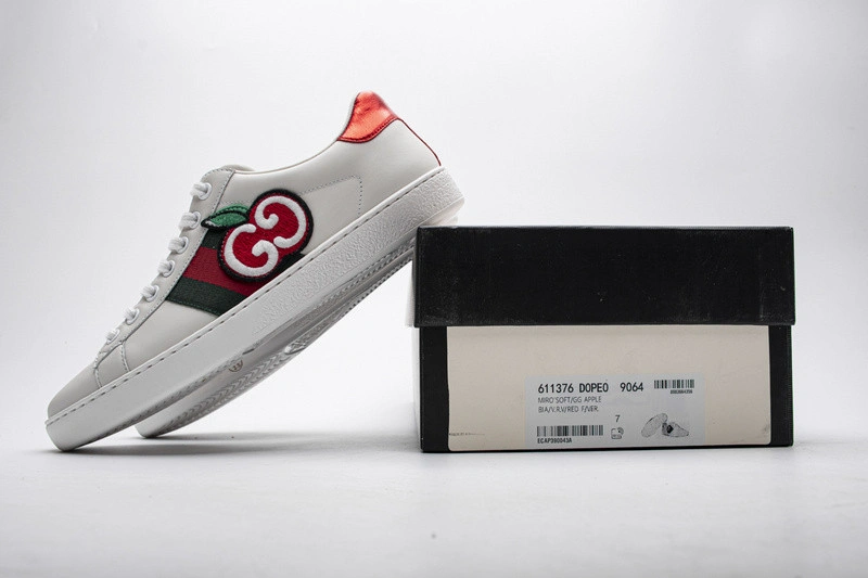 GUCCI  LOW-TOP SNEAKER WHITE  WITH APPLE