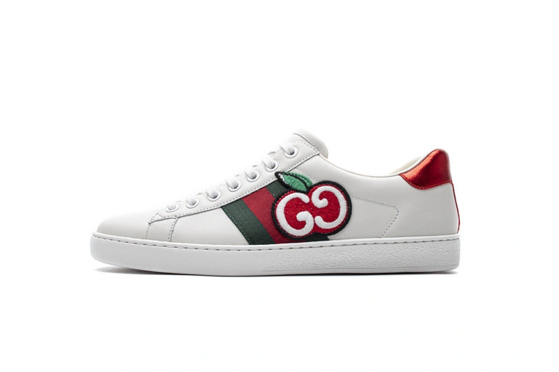 GUCCI  LOW-TOP SNEAKER WHITE  WITH APPLE
