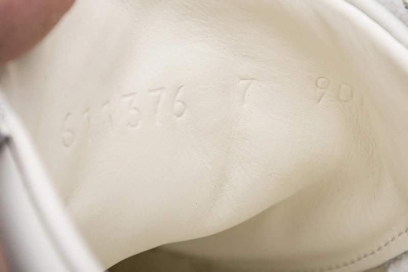 GUCCI  LOW-TOP SNEAKER WHITE  WITH APPLE