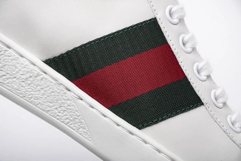 GUCCI  LOW-TOP SNEAKER WHITE  WITH APPLE