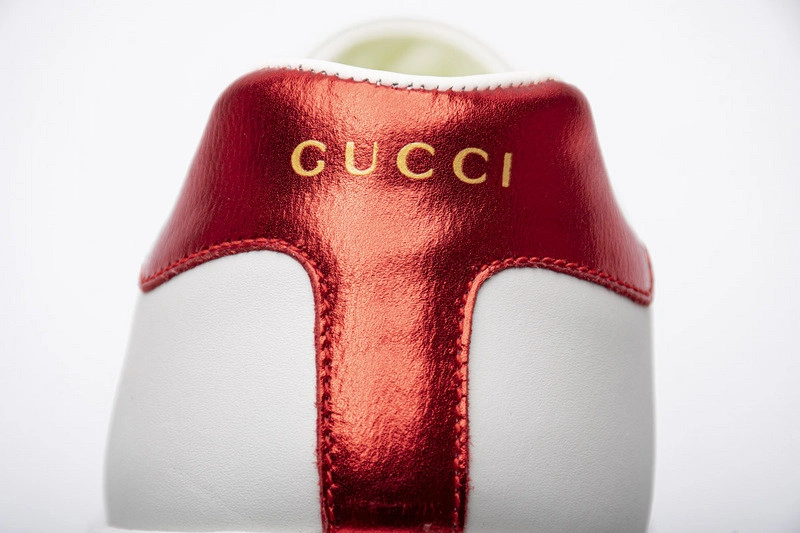 GUCCI  LOW-TOP SNEAKER WHITE  WITH APPLE