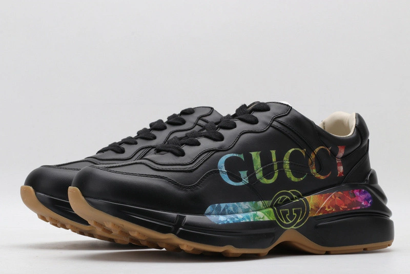GUCCI  SNEAKER BLAKE  WITH GUCCI LETTER