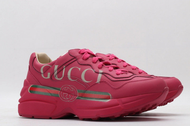 GUCCI  SNEAKER PINK  WITH GUCCI LETTER