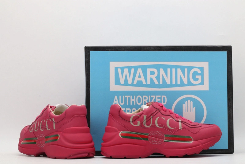 GUCCI  SNEAKER PINK  WITH GUCCI LETTER