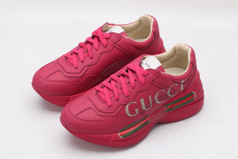 GUCCI  SNEAKER PINK  WITH GUCCI LETTER