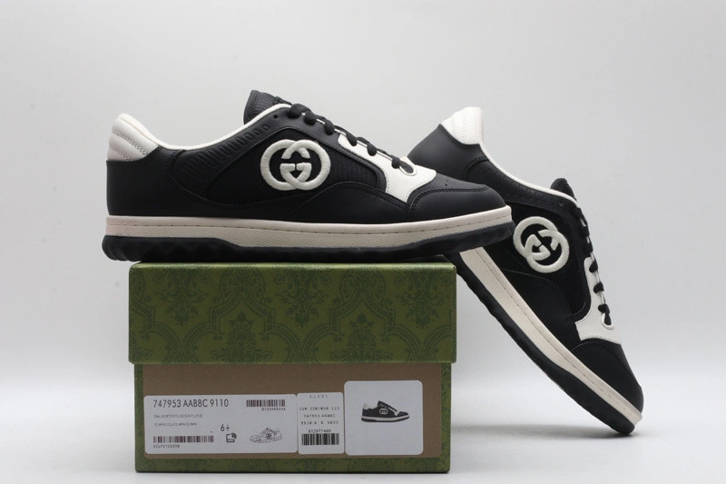 GUCCI  SNEAKER
