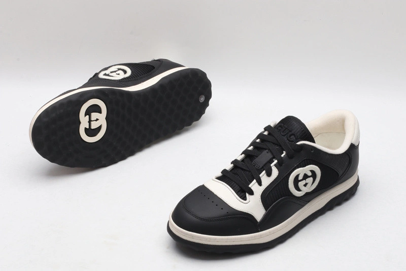 GUCCI  SNEAKER