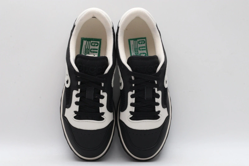 GUCCI  SNEAKER