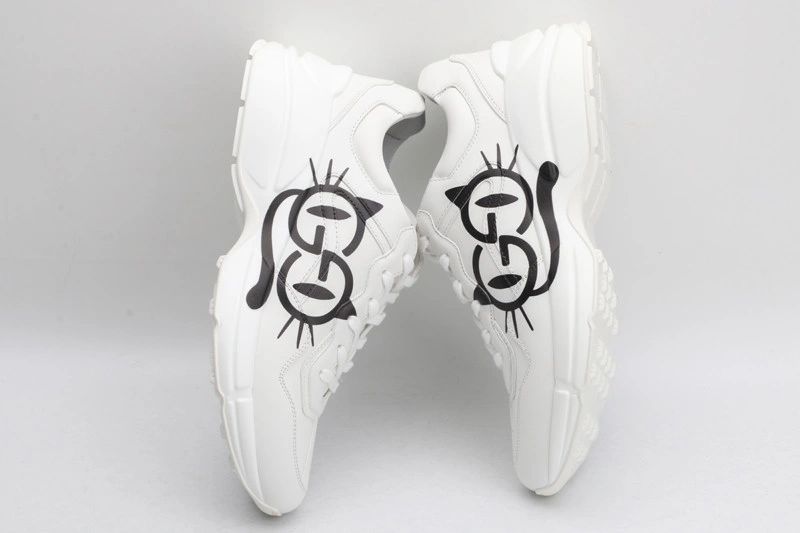 GUCCI  SNEAKER