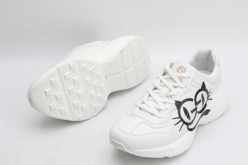 GUCCI  SNEAKER
