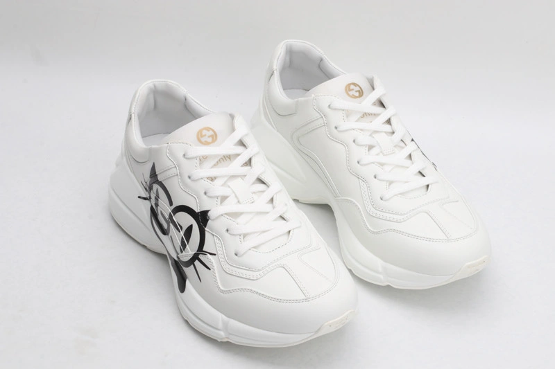 GUCCI  SNEAKER