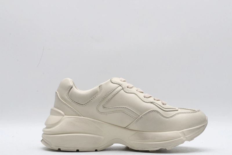 GUCCI  SNEAKER