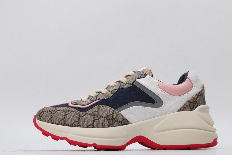 GUCCI  SNEAKER