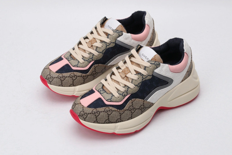 GUCCI  SNEAKER