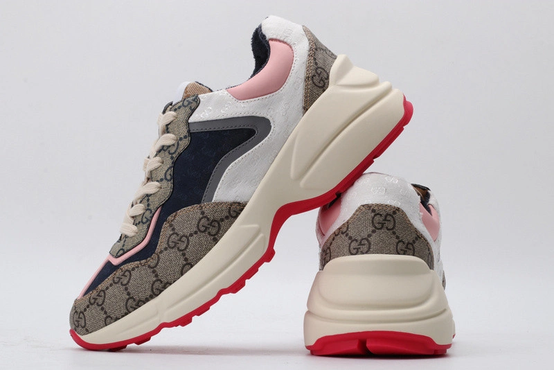 GUCCI  SNEAKER