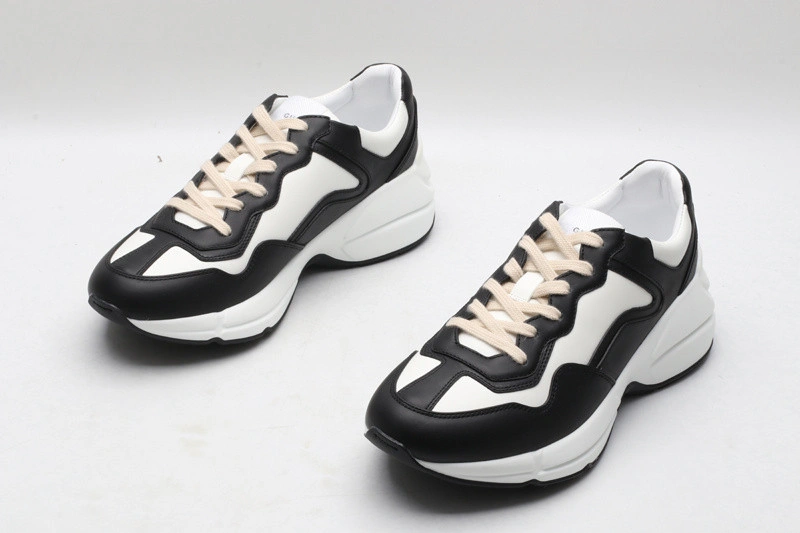 GUCCI  SNEAKER