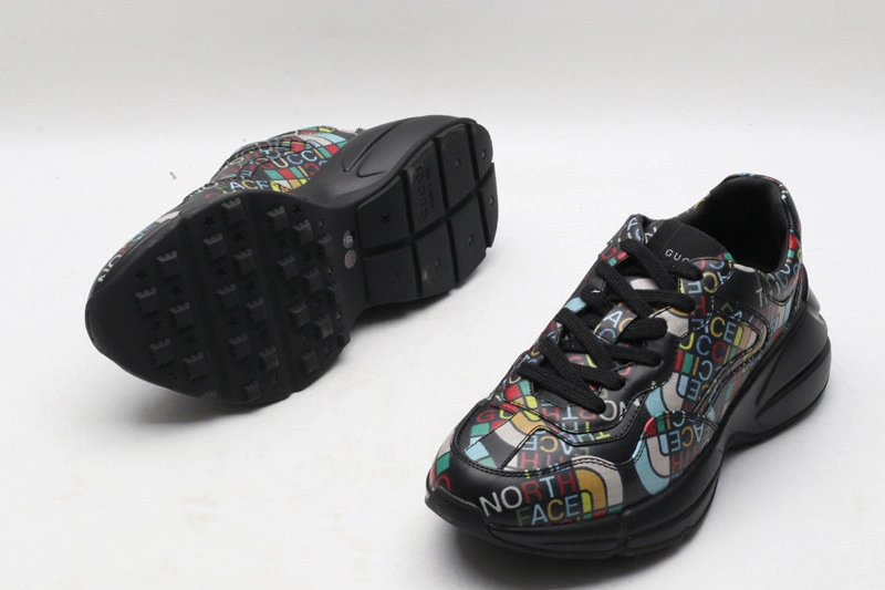 GUCCI  SNEAKER