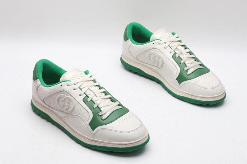 GUCCI  SNEAKER