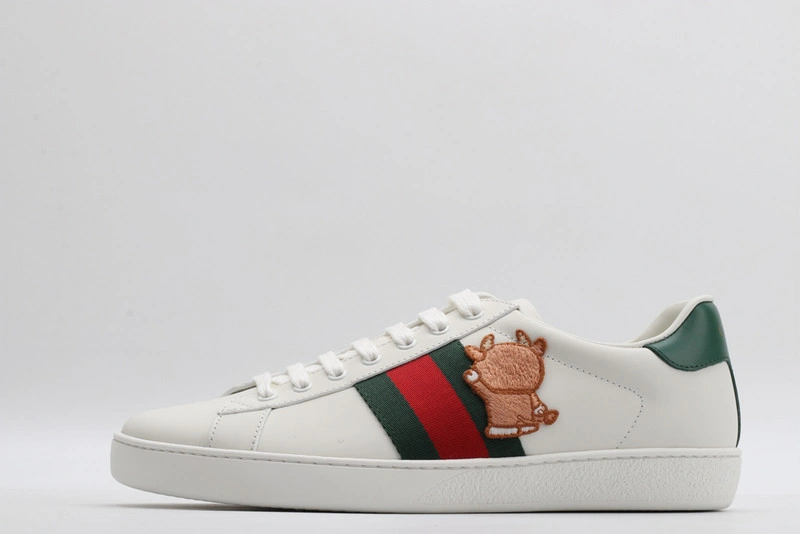 GUCCI  SNEAKER