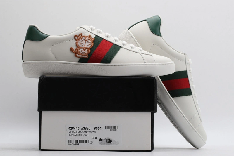 GUCCI  SNEAKER