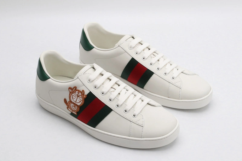 GUCCI  SNEAKER