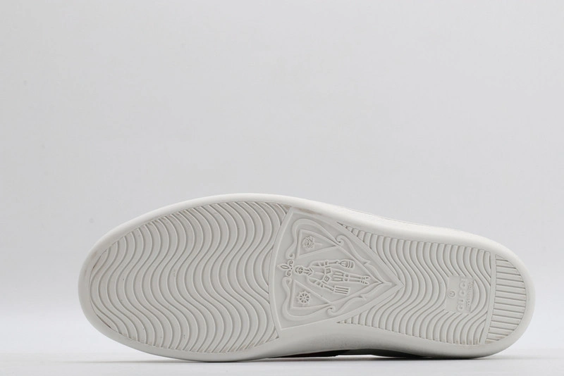 GUCCI  SNEAKER
