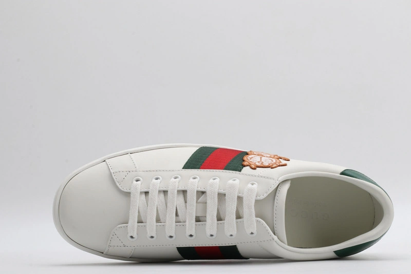 GUCCI  SNEAKER