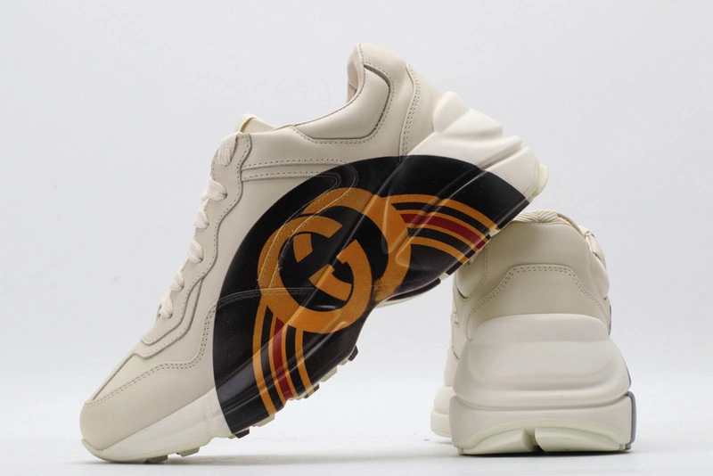 GUCCI  SNEAKER