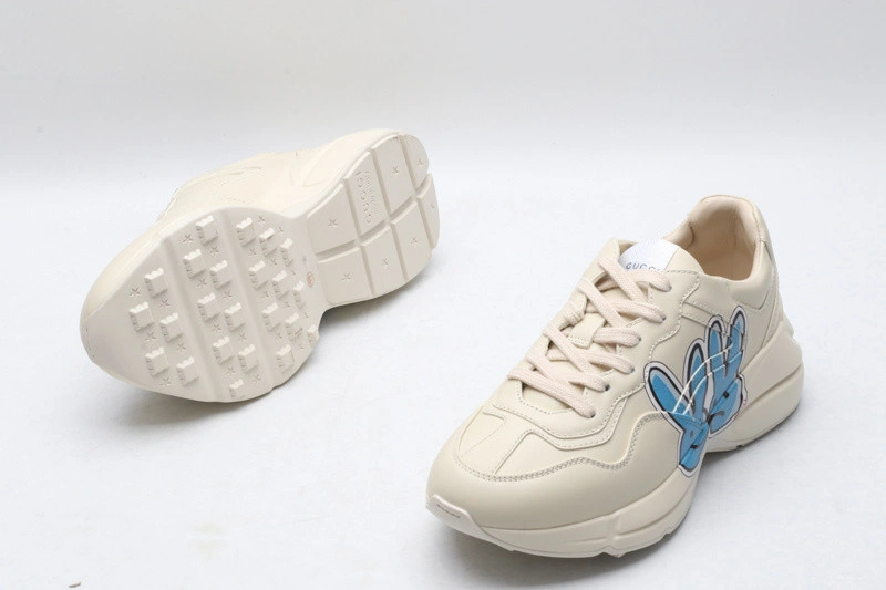 GUCCI  SNEAKER