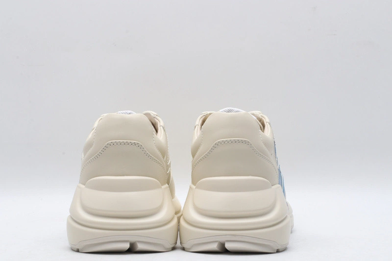 GUCCI  SNEAKER