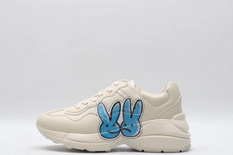 GUCCI  SNEAKER