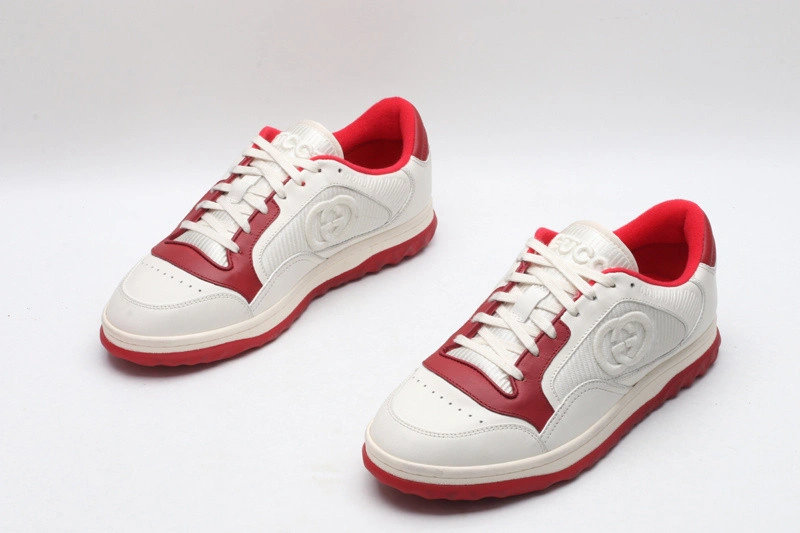 GUCCI  SNEAKER