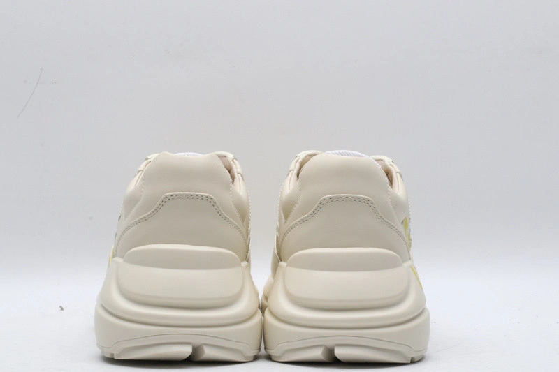 GUCCI  SNEAKER