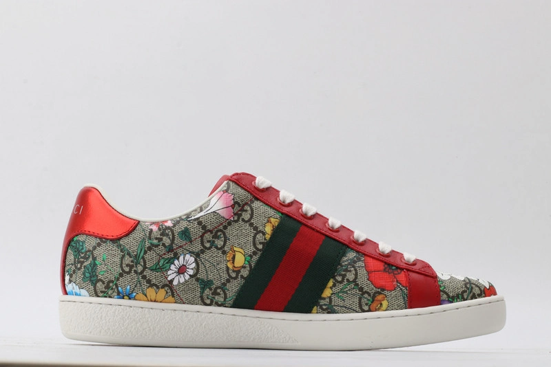 GUCCI  SNEAKER
