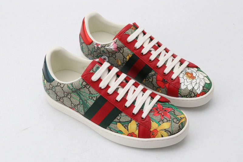 GUCCI  SNEAKER