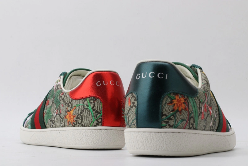 GUCCI  SNEAKER