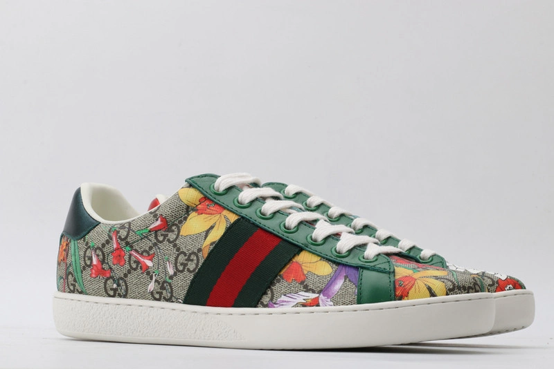 GUCCI  SNEAKER