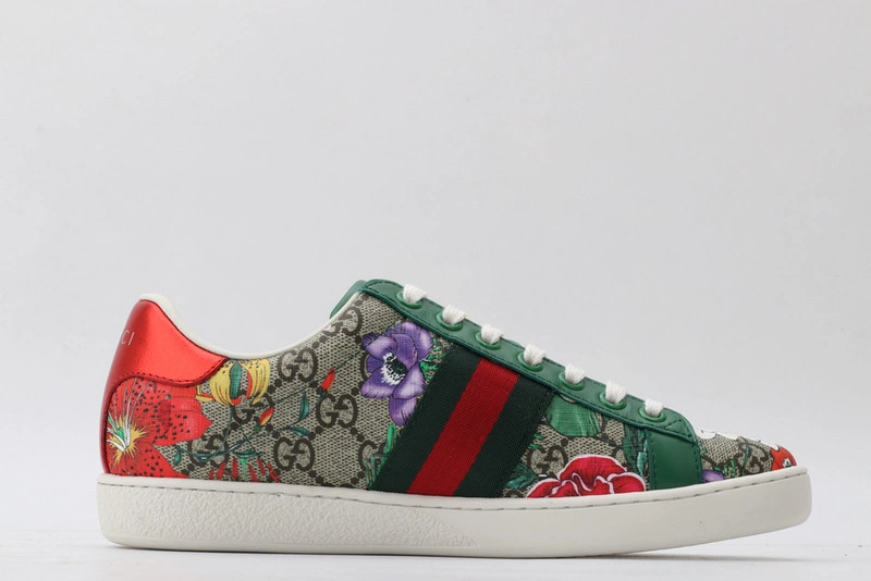 GUCCI  SNEAKER