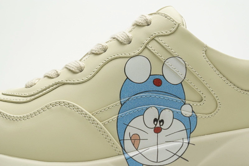 GUCCI  SNEAKER
