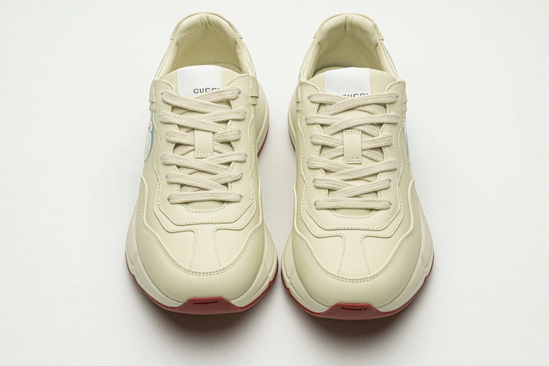 GUCCI  SNEAKER