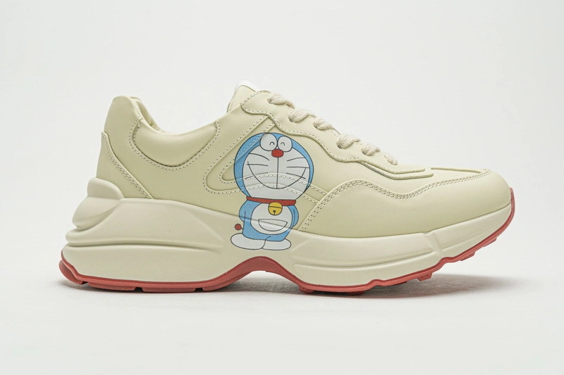 GUCCI  SNEAKER